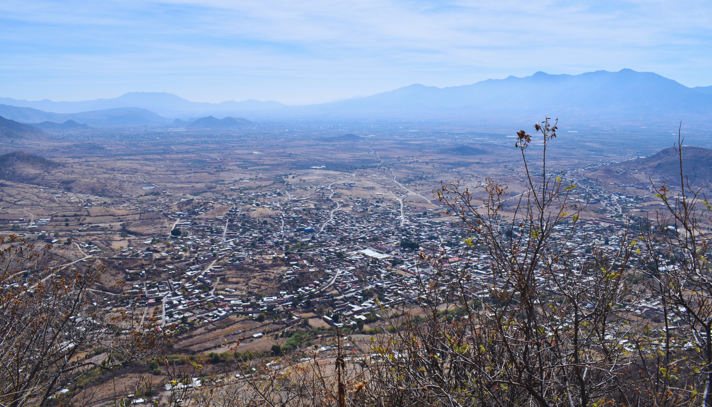 PLU students visit Oaxaca, Mexico, to learn about health care 🇲🇽 |  Admission | PLU