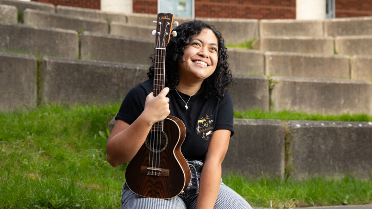 Jessa Delos Reyes ’24 is a music education major from Tacoma. (Photo by Sy Bean/PLU)